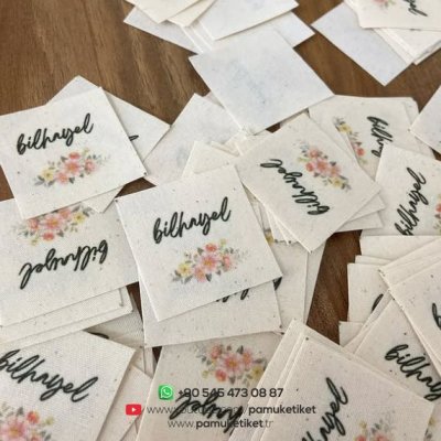 Pamuk Etiket 82